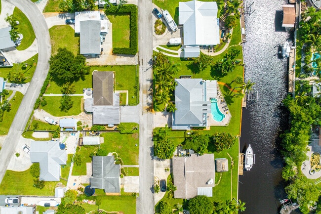 Many of the larger homes can be found closer to the water in Willoughby.
