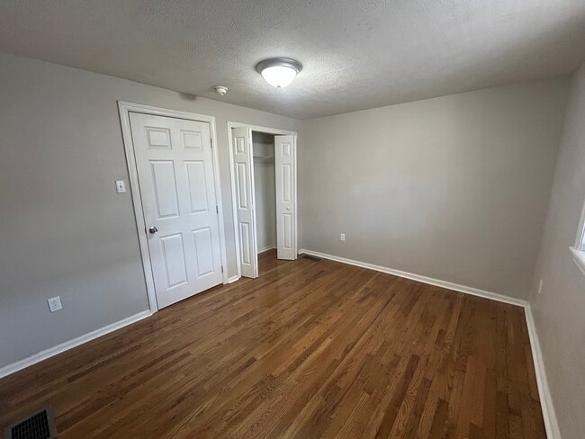 618 Maplewood Ave unit 1, Ambridge, PA 15003 - photo 5