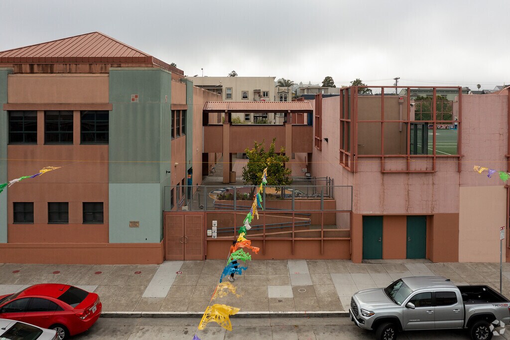 George Moscone Elementary is one of the largest area schools.