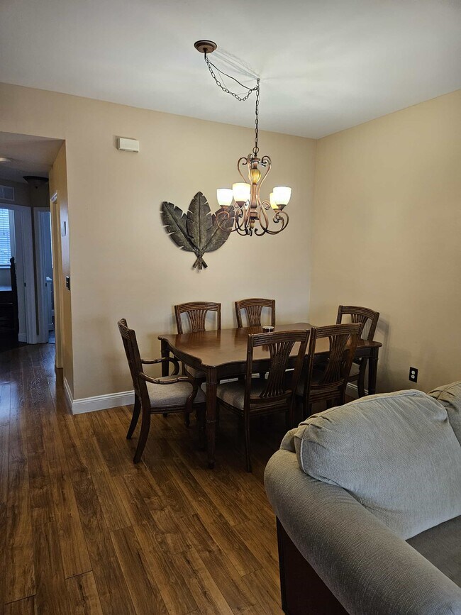 15385 Bellamar Cir unit 413, Fort Myers, FL 33908 - photo 6