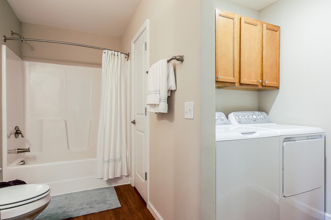 Redwood Temperance, Temperance, MI 48182 - photo 4