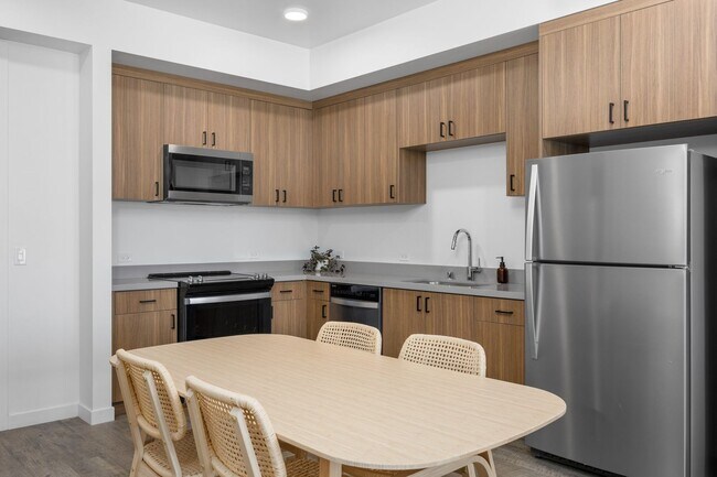 918 at Eastchester, Bakersfield, CA 93301 - photo 2