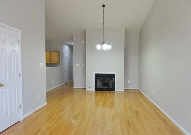 334 Lora Dr unit 334 Lora Drive, Woodstock, VA 22664 - photo 7