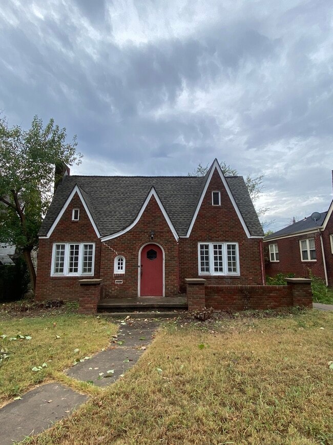 22 E Woodrow Place, Tulsa, OK 74106