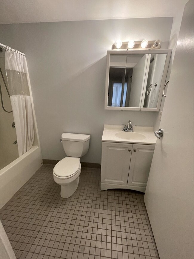 542 Commonwealth Ave unit 4D, Boston, MA 02215 - photo 5