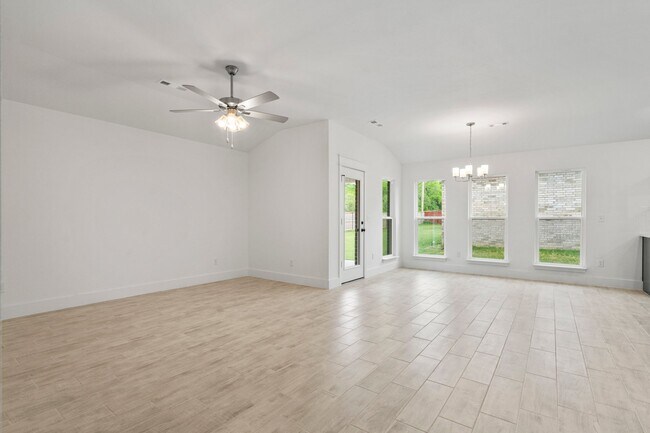 909 Aberdeen Ave, Carl Junction, MO 64834 - photo 6