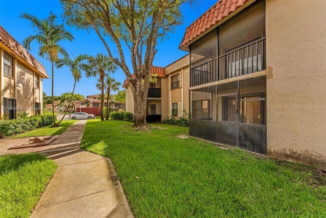 9730 Hammocks Blvd, Miami, FL 33196 - photo 2