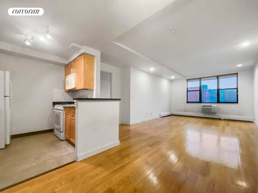 1405 5th Ave, New York, NY 10029 - photo 1