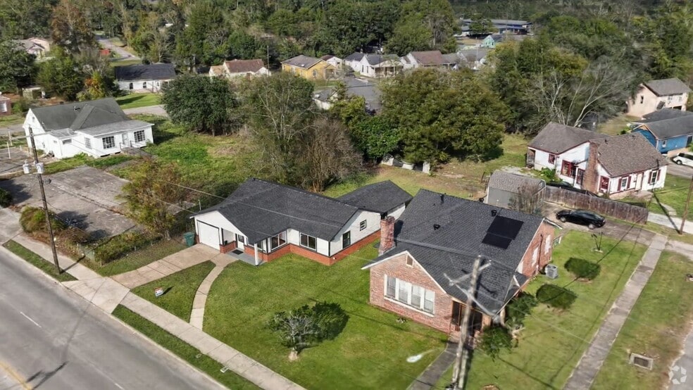 4620 Magnolia St, Beaumont, TX 77703 - photo 2