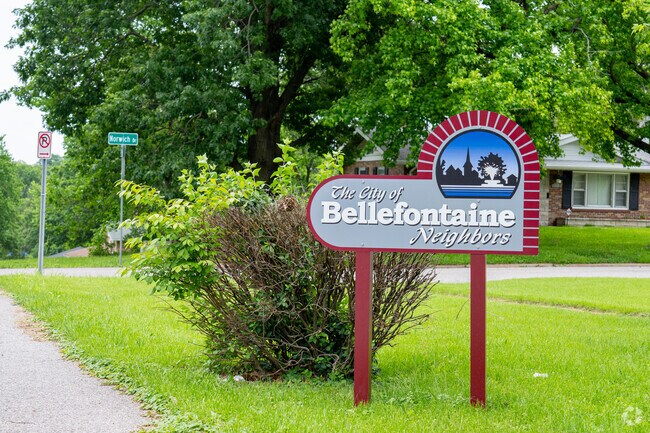 Bellefontaine is a historic neighborhood with iconic homes, rolling hills, and large trees.