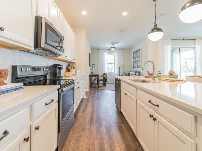 289 Conway Ave unit 36450971, Magnolia Square, FL 34771 - photo 5