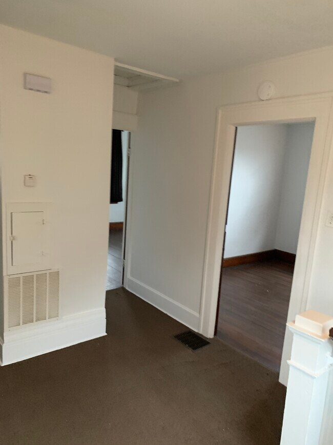 140 Neal Ave unit 1-2, Newark, OH 43055 - photo 4