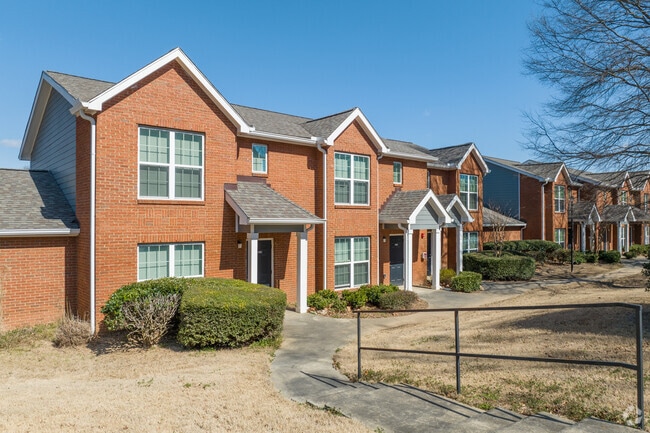 You'll find townhomes on the outer edge of Castleberry Hill.