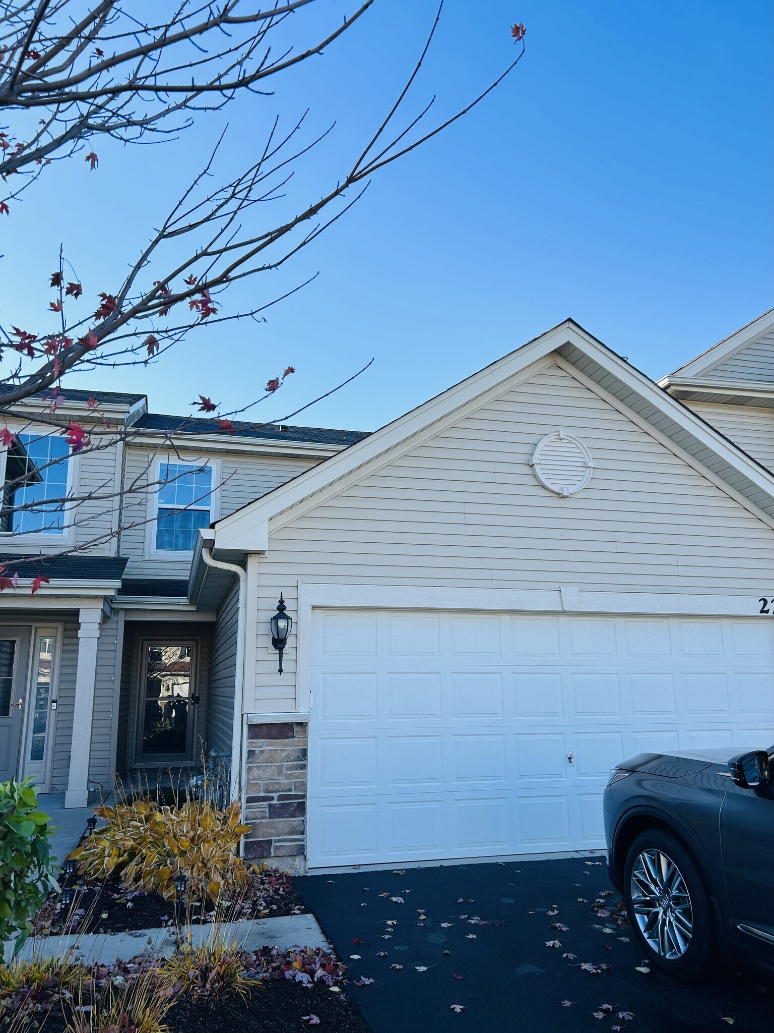 226 Wild Meadow Ln, Woodstock, IL 60098 - photo 1