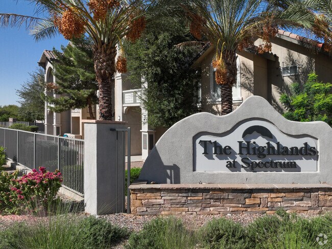Highlands at Spectrum, Gilbert, AZ 85295 - photo 3