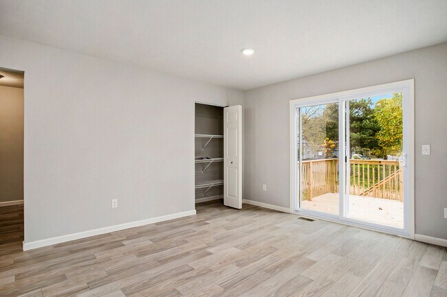 922 Forest St, Marshall, MI 49068 - photo 7