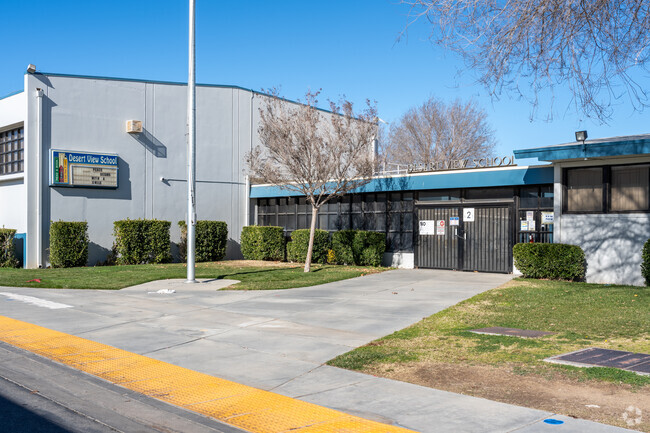 At Desert View Elementary, 14% of students scored at or above the proficient level for math.
