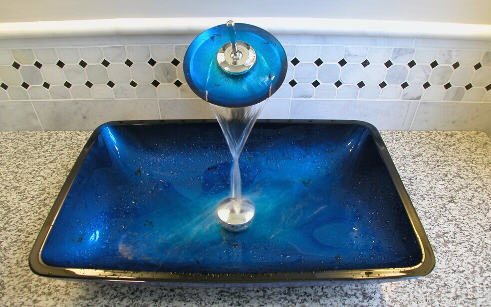 454 Hamilton St unit 8-9 BR House, Albany, NY 12203 - photo 1