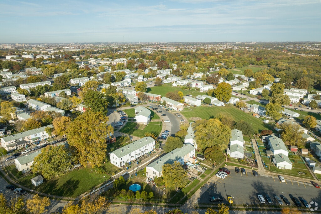 About Armistead Gardens Schools, Demographics, Things to Do