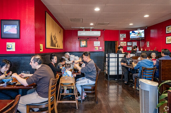 Alhambra Acres locals and visitors agree that Kosuke serves the best ramen noodles around.