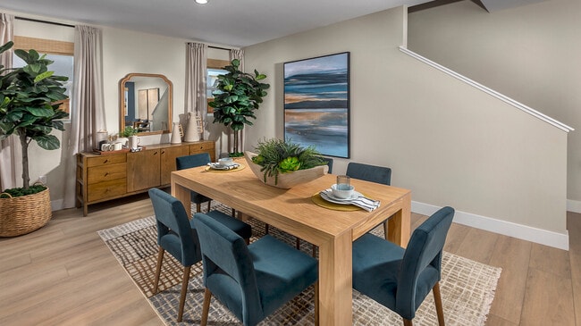 309 Mount Royal Rd, Vacaville, CA 95687 - photo 4