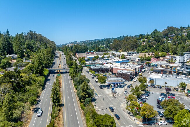 Highway 13 passes by Montclair, providing easy access to San Francisco and downtown Oakland.