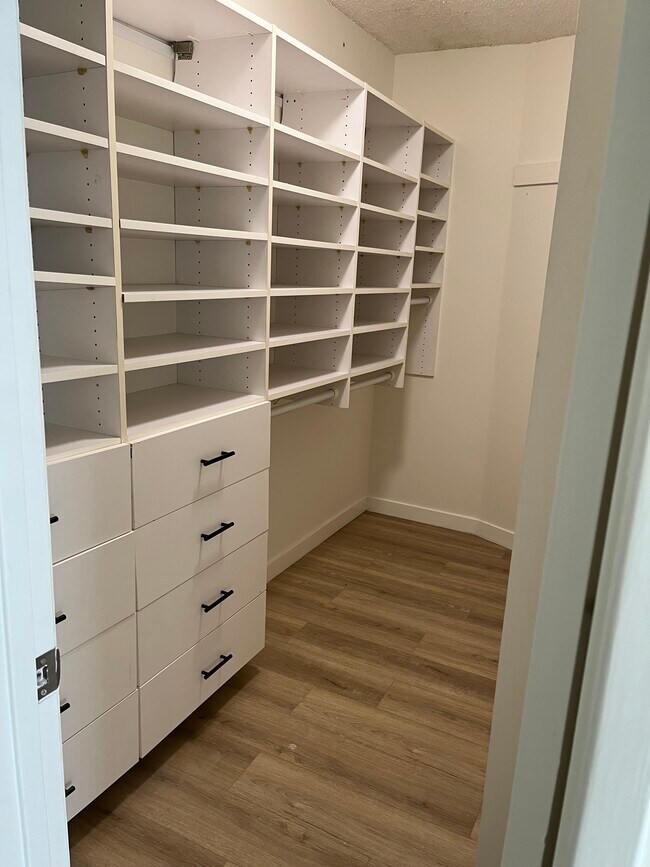 5400 Newcastle Ave unit 68, Encino, CA 91316 - photo 4