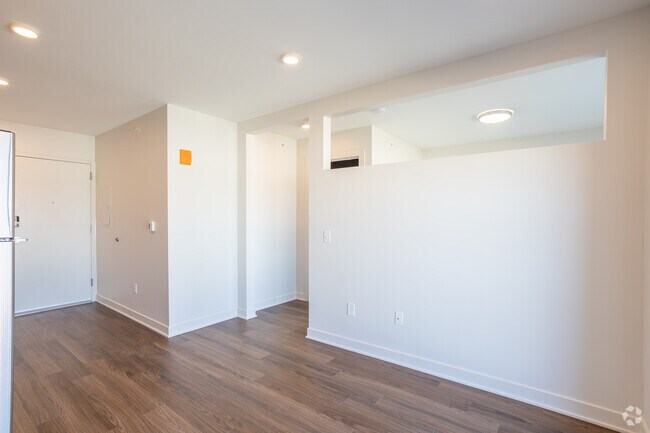 Swivel, Omaha, NE 68114 - photo 5