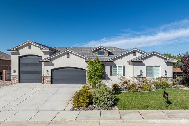 In Green Springs, estate-style residences begin around $750,000 and continue to $1.5 million.