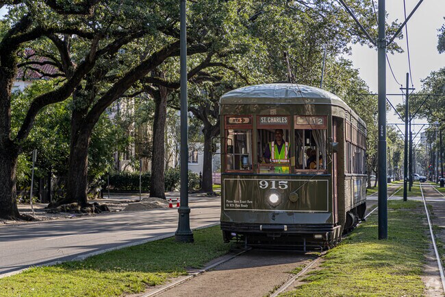 St. Charles Avenue streetcar runs through Central City.