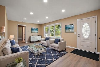 7961 59th Ave N, Minneapolis, MN 55428