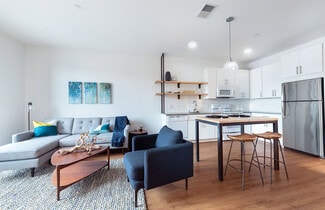 324 S 2nd St, Milwaukee, WI 53204