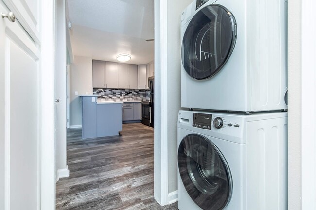 Plum Tree, Claremont, CA 91767 - photo 7