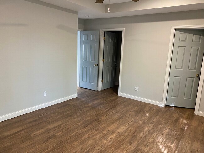 2930 E Shetland Dr, Vincennes, IN 47591 - photo 4