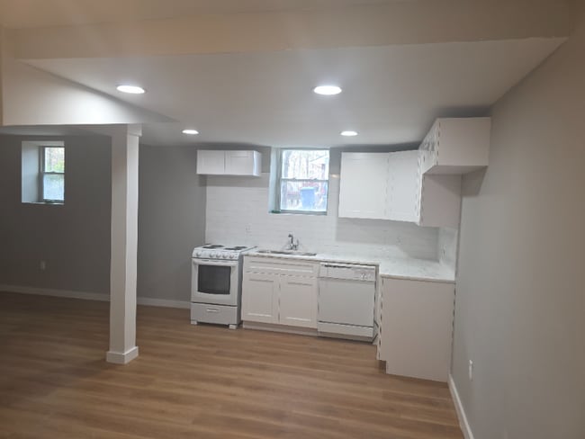 4590 Butner Rd, Atlanta, GA 30349 - photo 5