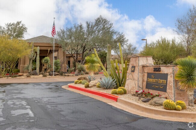 The Community Center at Legend Trail offers residents a range of activities and events throughout the year.