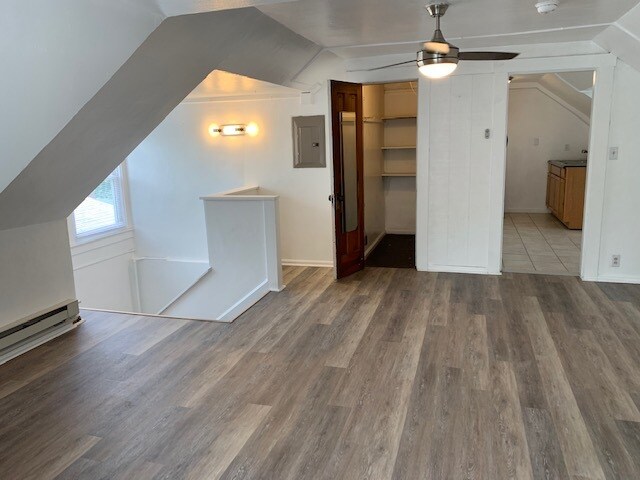 86 W State St unit B, Athens, OH 45701 - photo 5