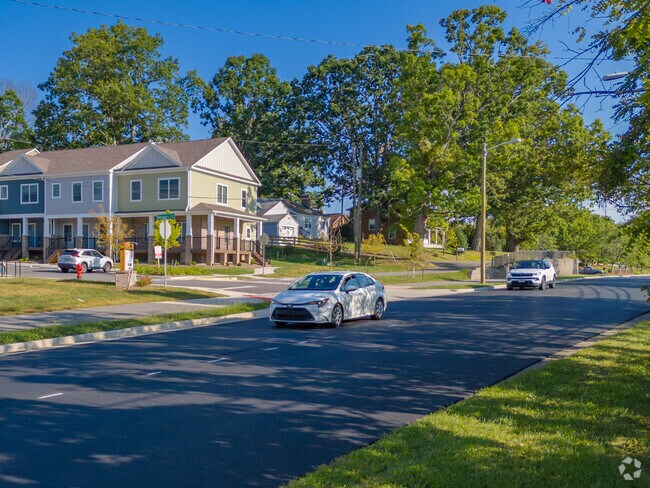 Main Patrick Henry is known for its friendly community, where neighbors often socialize and supp