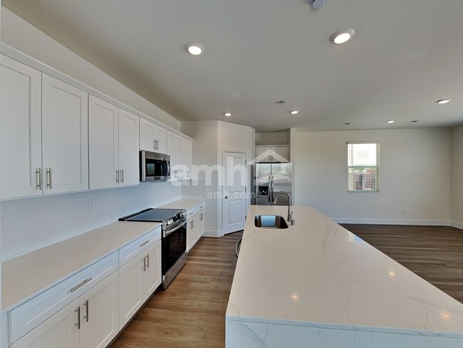 9519 Harkes Dr, Tucson, AZ 85747 - photo 4