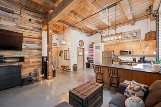 127 5th St NE Unit 106, Minneapolis, MN 55413