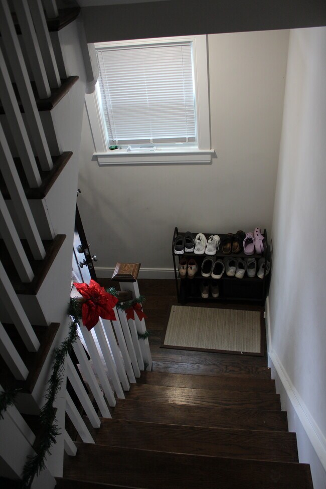 15 Pomeroy St, Allston, MA 02134 - photo 6