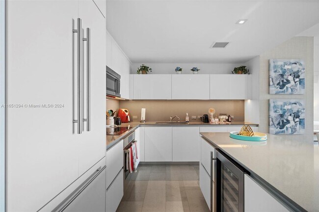 Rise Condo unit 1902, Miami, FL 33130 - photo 7