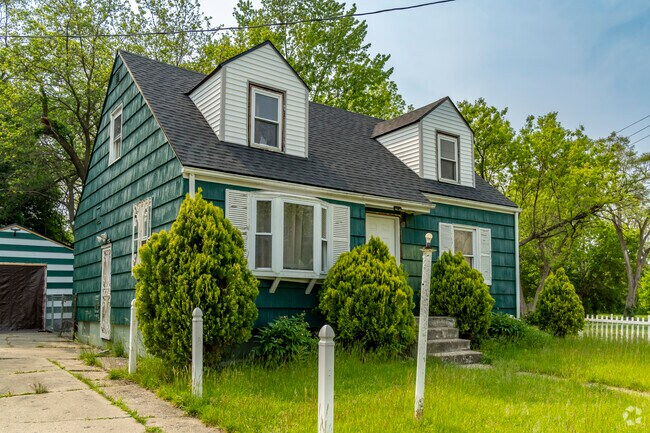 Cape Cod-style homes stand out in the Sterling and Myrtle neighborhood.