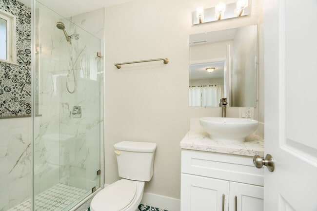 6714 Amigo Ave, Reseda, CA 91335 - photo 7