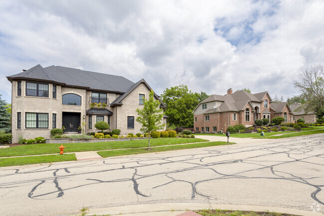 Hobson Village homes with 4+ bedrooms & 4500+ sq. ft. range from about $1.4 to $2.7 million.