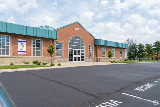 Seymour Community Schools gets a B rating from Niche.