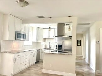 534 NW 5th St, Boynton Beach, FL 33435