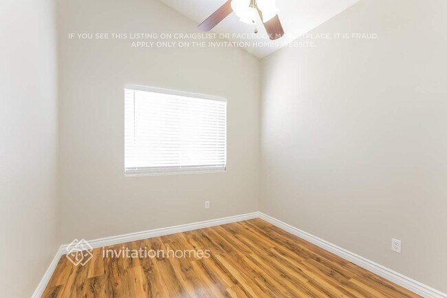 6225 Bruma Ave, Las Vegas, NV 89122 - photo 7