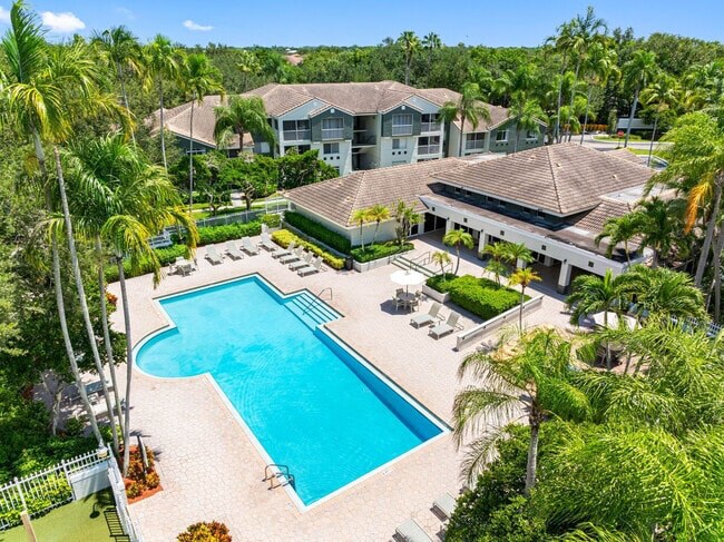 2159 Polo Gardens Dr unit 202, Wellington, FL 33414 - photo 3