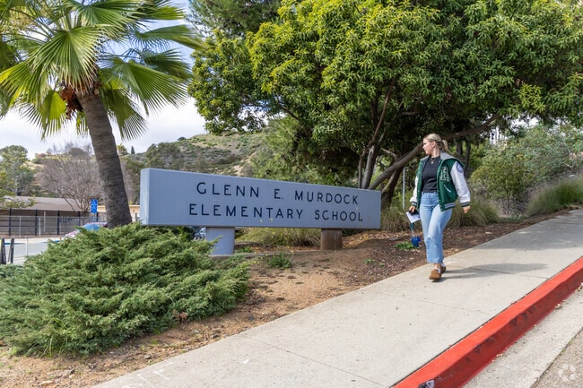 Murdock Elementary School is a great choice for students near Spring Valley.